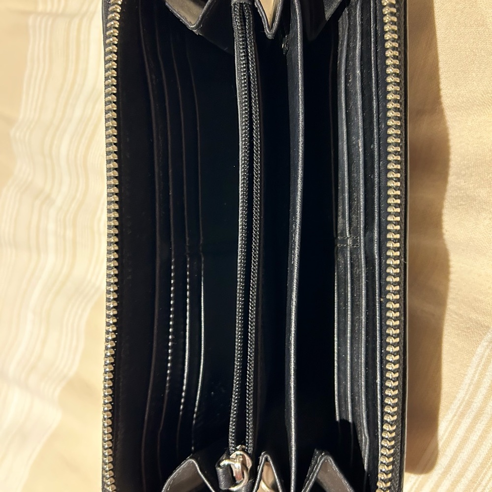Coach Wallet - Picture 5 of 5